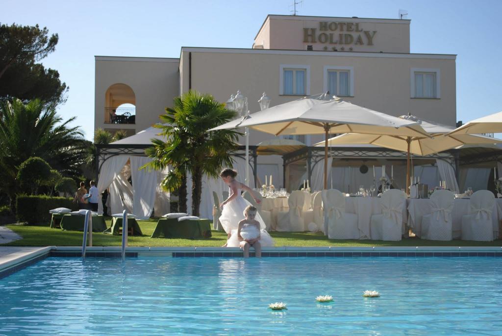 Hotel Holiday Sul Lago Bolsena Exterior photo