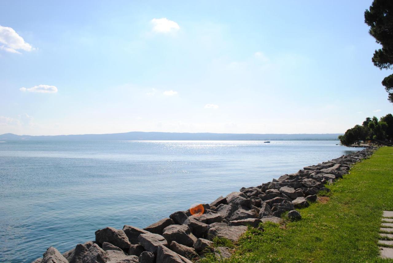 Hotel Holiday Sul Lago Bolsena Exterior photo